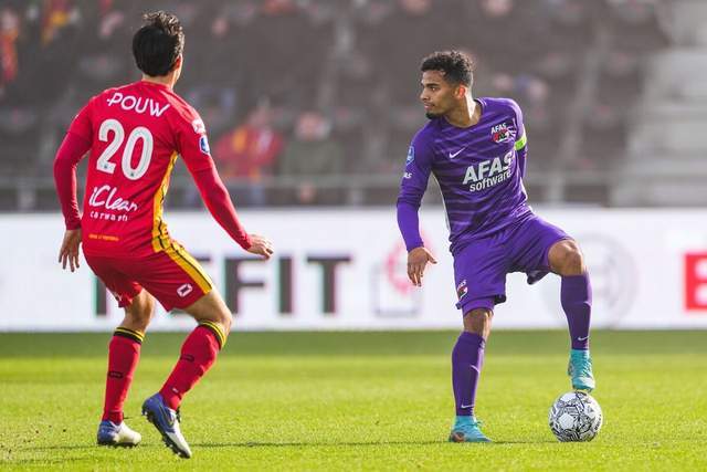 扎实且稳定！探花布泽尔13中10砍24分🔥四战场均20分7板！